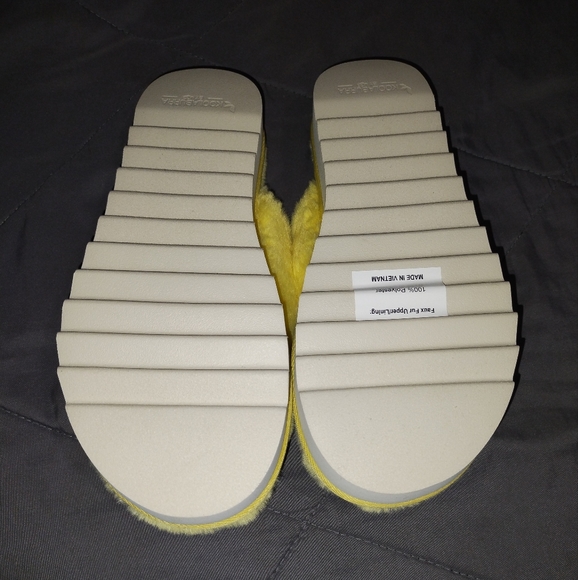 Koolaburra by UGG Furr-EE pale banana - Picture 4 of 10